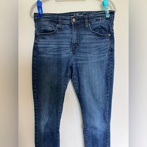 Universal threads skinny jeans